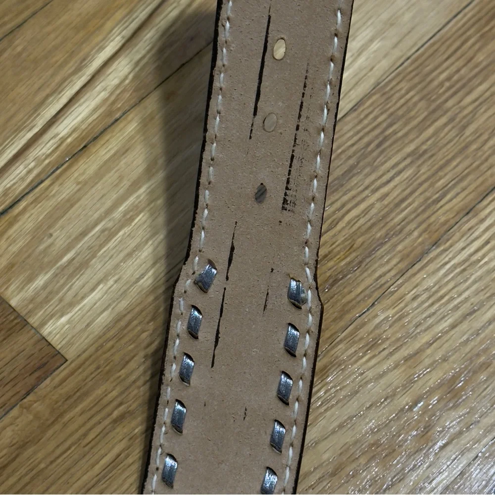 Wilson Brown Leather Belt with‎ Silver Lacing Engraved BEV Size 32 Excellent